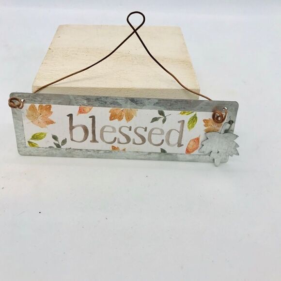 Blessed Motivational Sign Thanksgiving Ornament - Picture 3 of 5